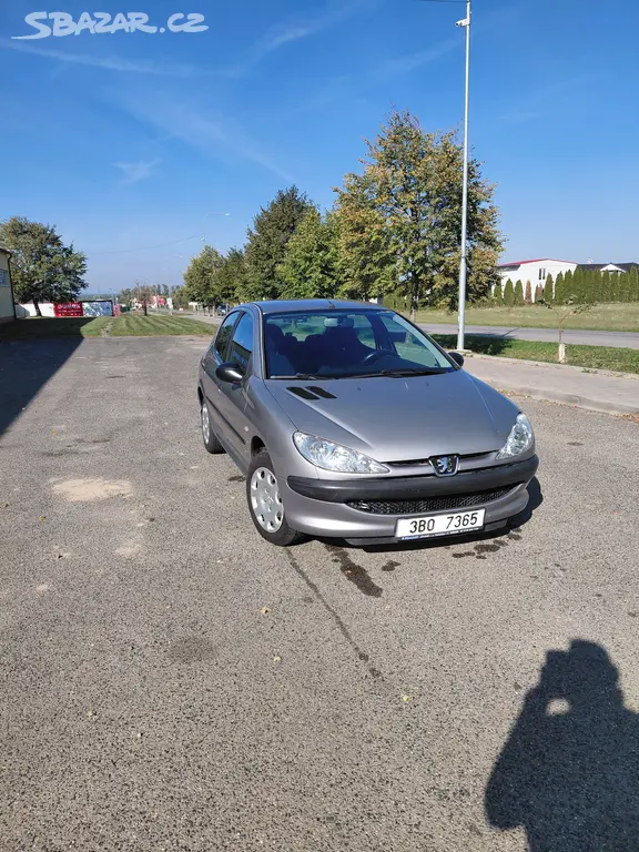 Peugeot 206, 1.1i 44kW